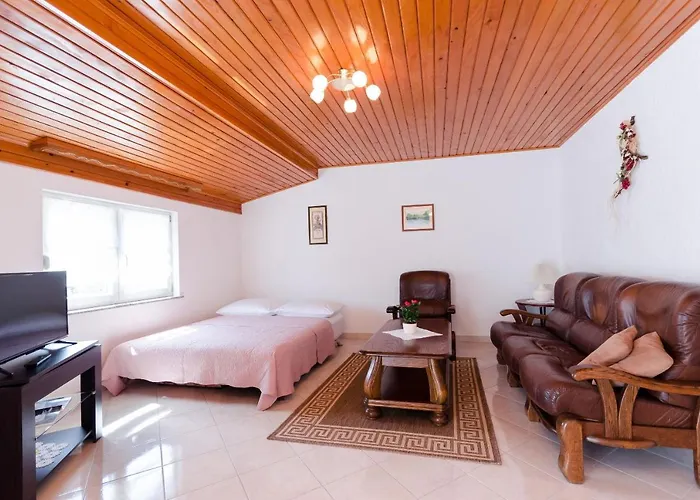 Apartament Maravera