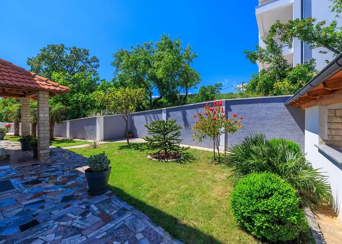 Apartament Maravera