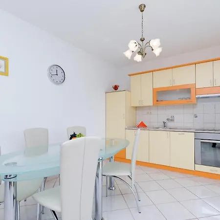 Maravera Apartmán Povile