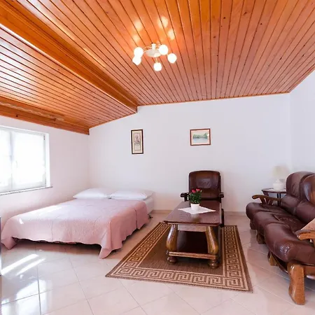 Apartment Maravera