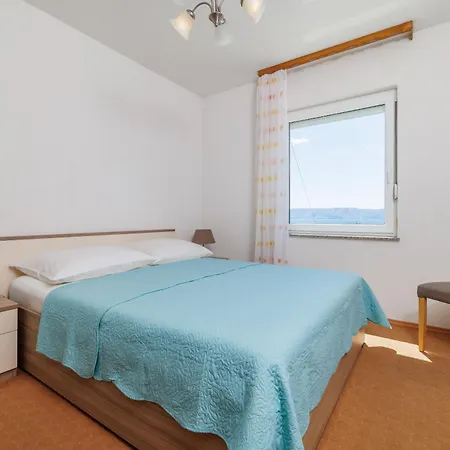 Apartment Maravera *