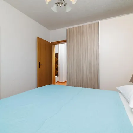 Maravera Apartman Povile