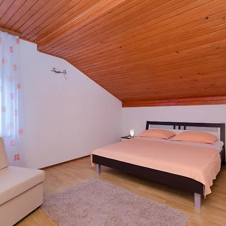 Maravera Apartment